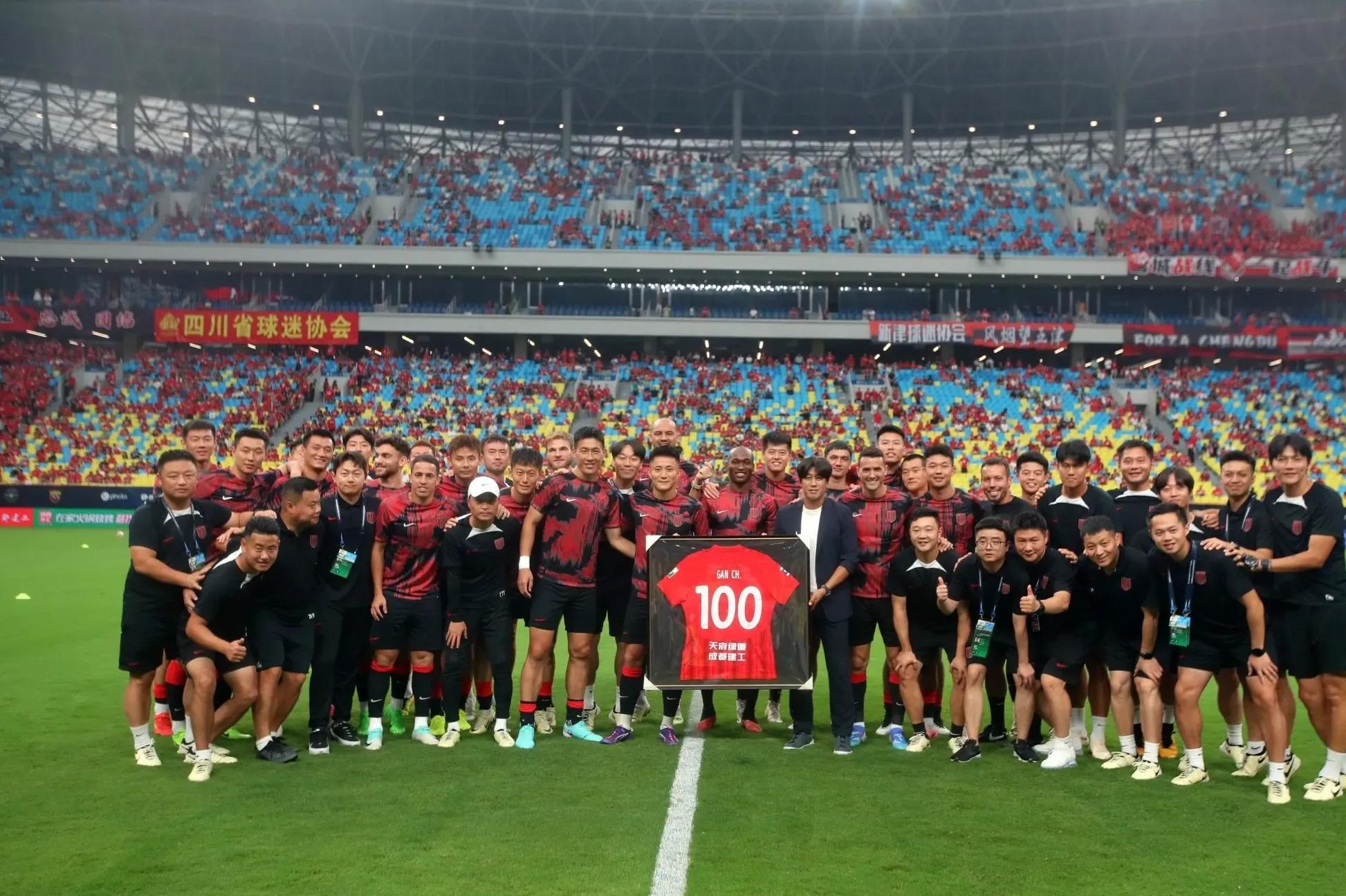 足球联赛火热展开，国内豪门球队力争冠军的简单介绍